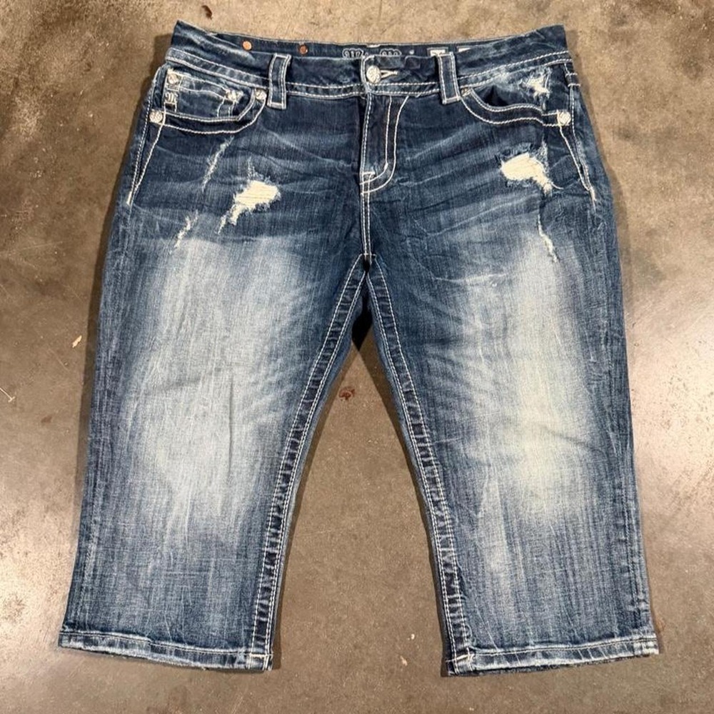 Miss Me Womens Mid Rise Easy Crop Distressed Denim Shorts Blue Y2K Size 31